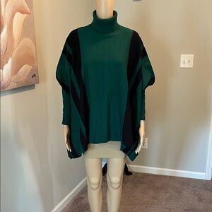Alfani Emerald and Black Knit Poncho